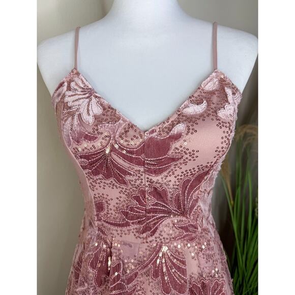 Lulu's Infatuated By You Dusty Mauve Floral Velvet Sequin Skater Pink Midi Dress - Picture 4 of 10